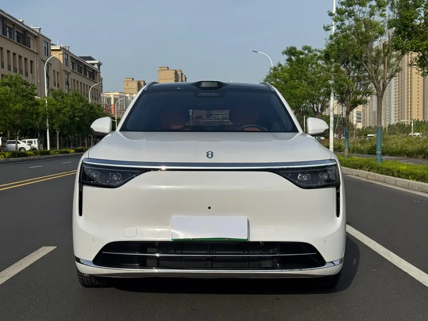AITO Wenjie AITO M8 2025 Range Extender Max+ Edition 53.4kWh 5-seater фото 2