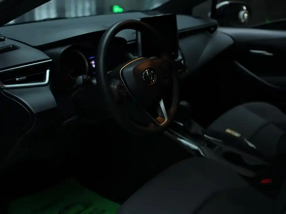Toyota Levin 2022 185T CVT Luxury Edition фото 9