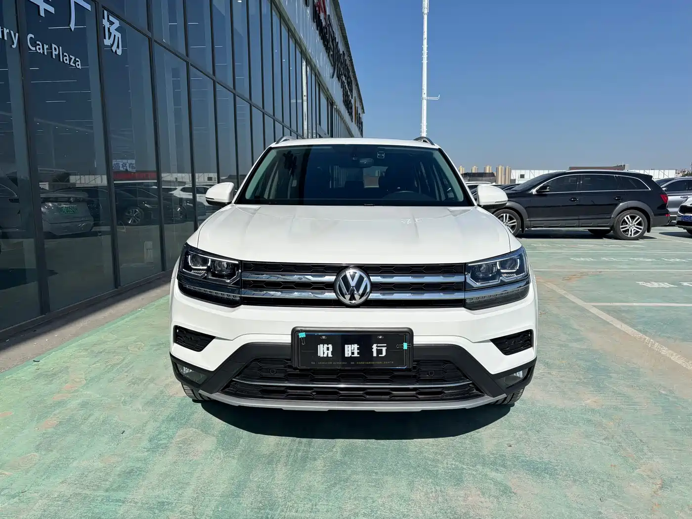 Volkswagen Tharu 2020 Facelift 330TSI 4WD Flagship Edition China VI фото 2