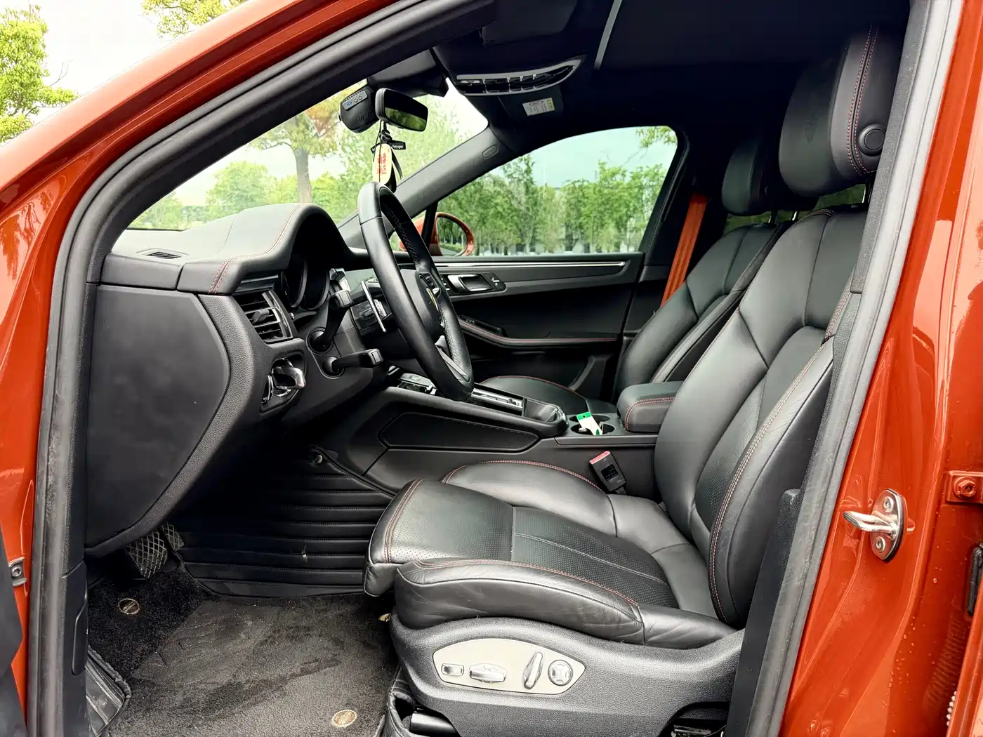Porsche Macan 2022 Macan 2.0T фото 11