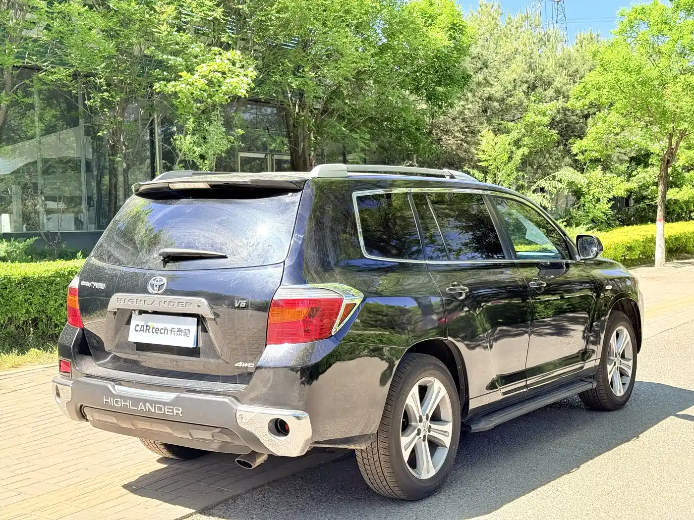 Фото 10 - Toyota Highlander