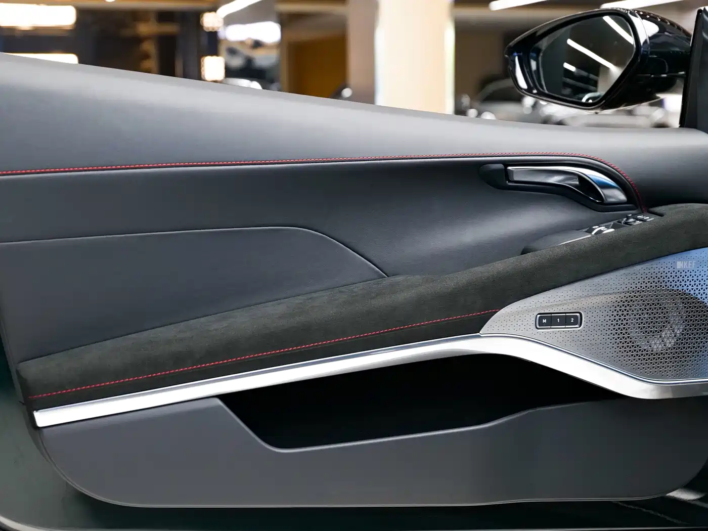 Lotus Cars EMIRA 2021 2.0T DCT First Edition фото 8