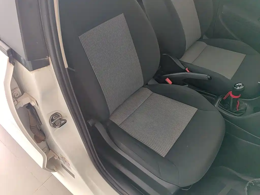 Фото 25 - Volkswagen Polo