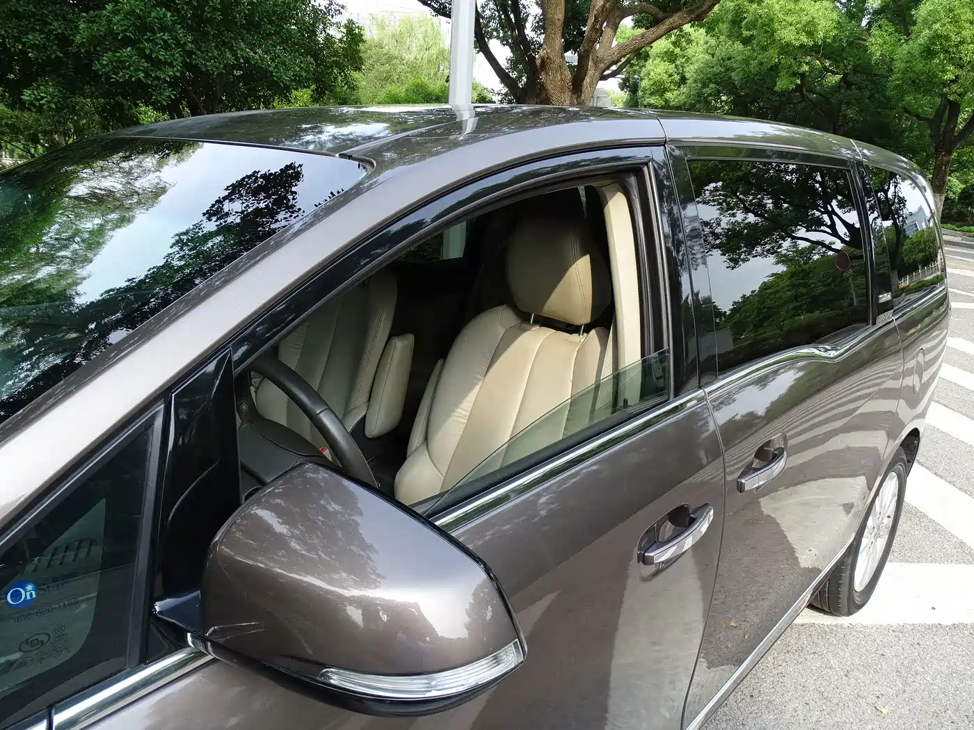 Buick GL8 2011 2011 3.0L XT Luxury Business Flagship