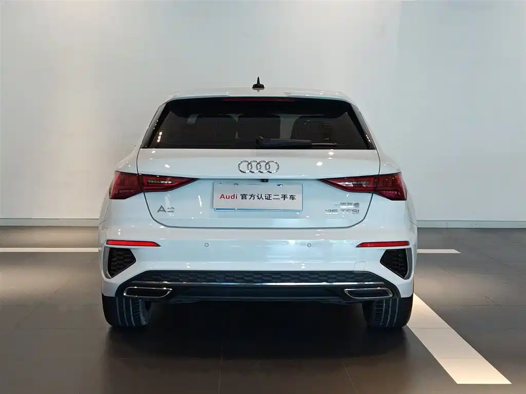 Audi A3 2024 Model Sportback 35 TFSI Fashion Sport фото 5