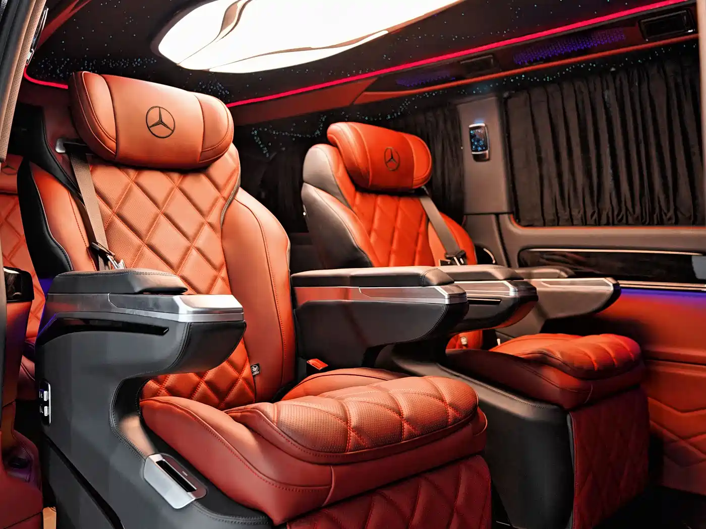 Mercedes-Benz Vito 2024 2.0T Elite Edition 7-Seater фото 21