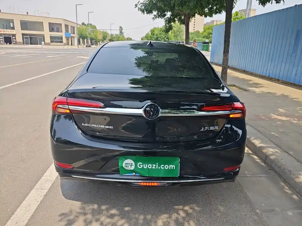 BUICK LACROSSE