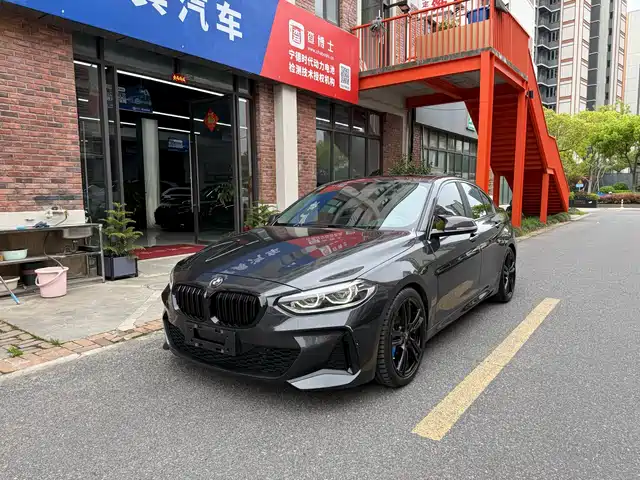 BMW 1 Series 2023