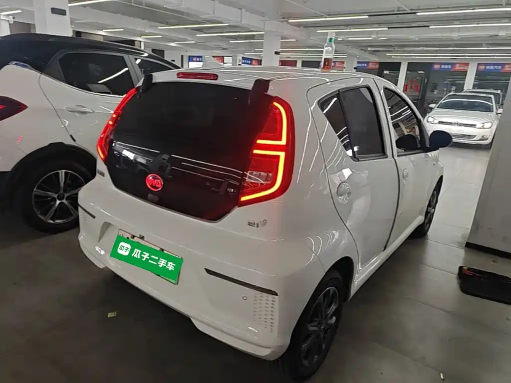 BYD e1 2020 2019 Radiance Edition