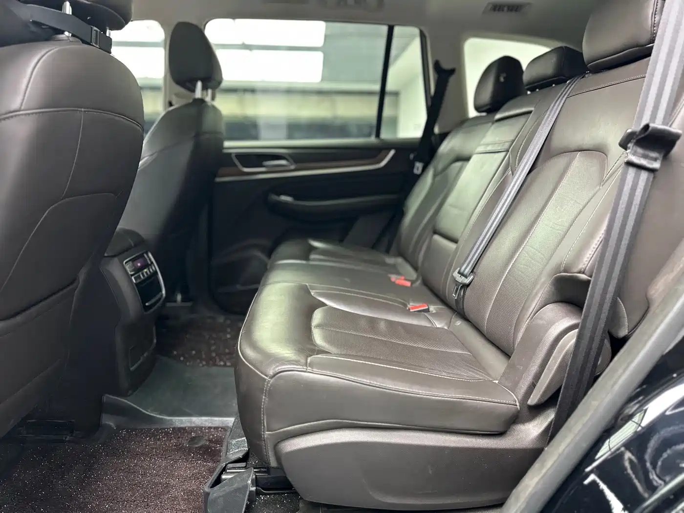 Roewe RX8 2018 2018 30T Internet-connected 2WD Ultimate Edition