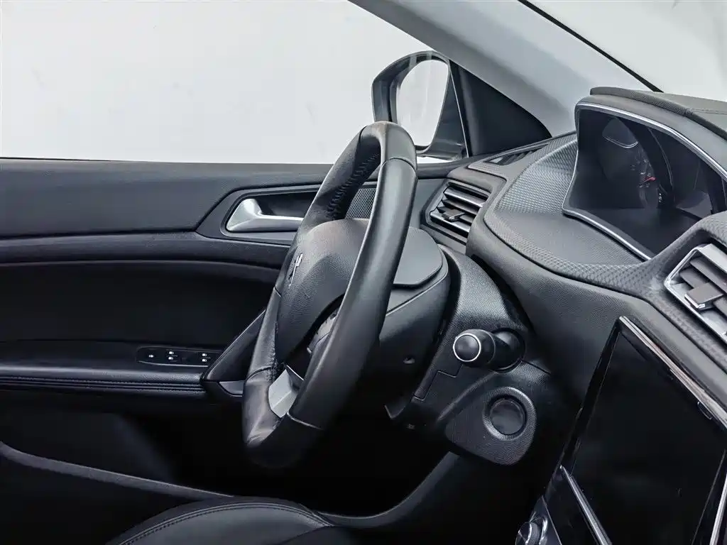 Peugeot 308 2016 230THP Automatic Luxury фото 22
