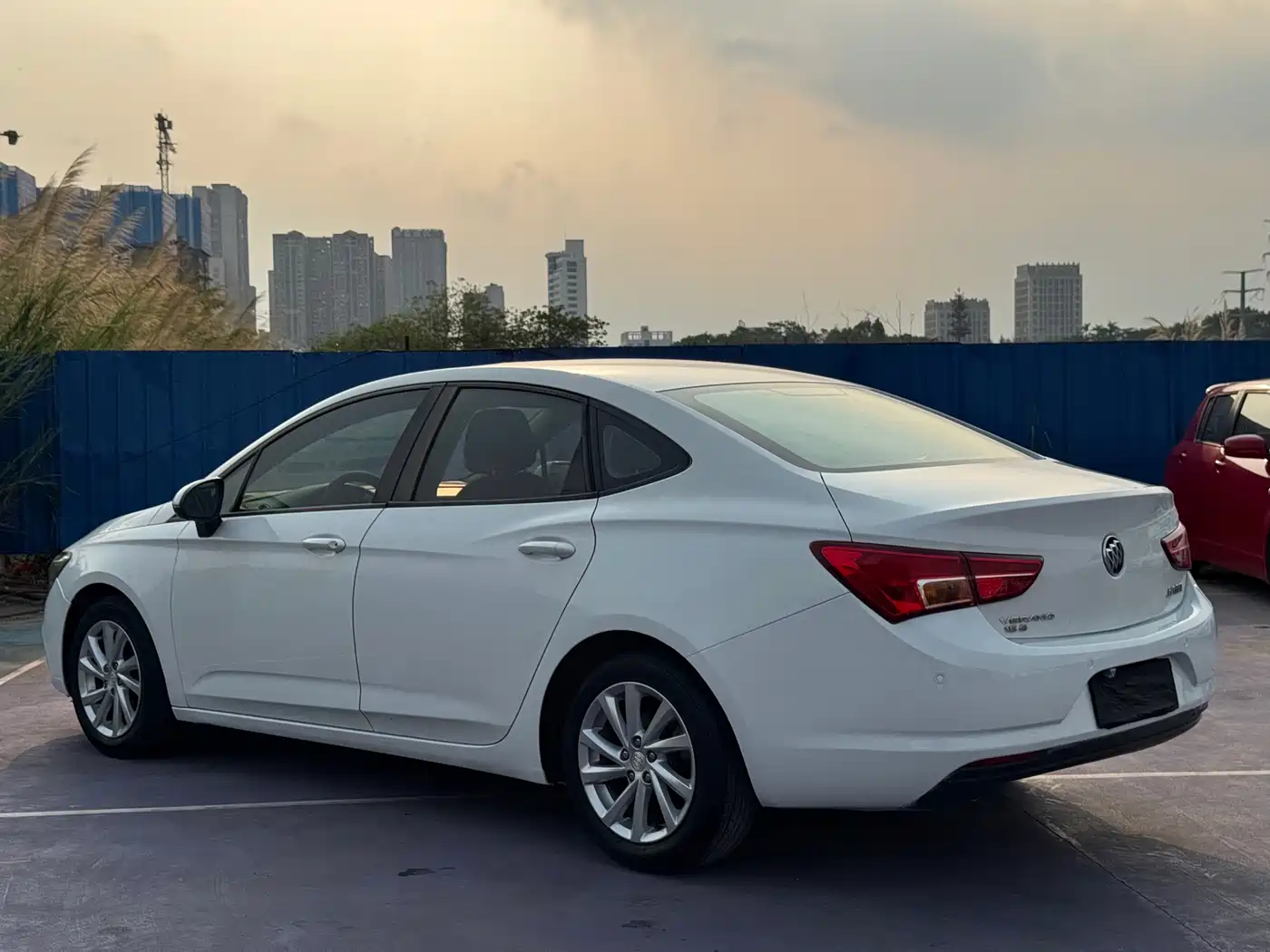 Buick Verano 2018 Sedan 15S Automatic Progressive фото 7