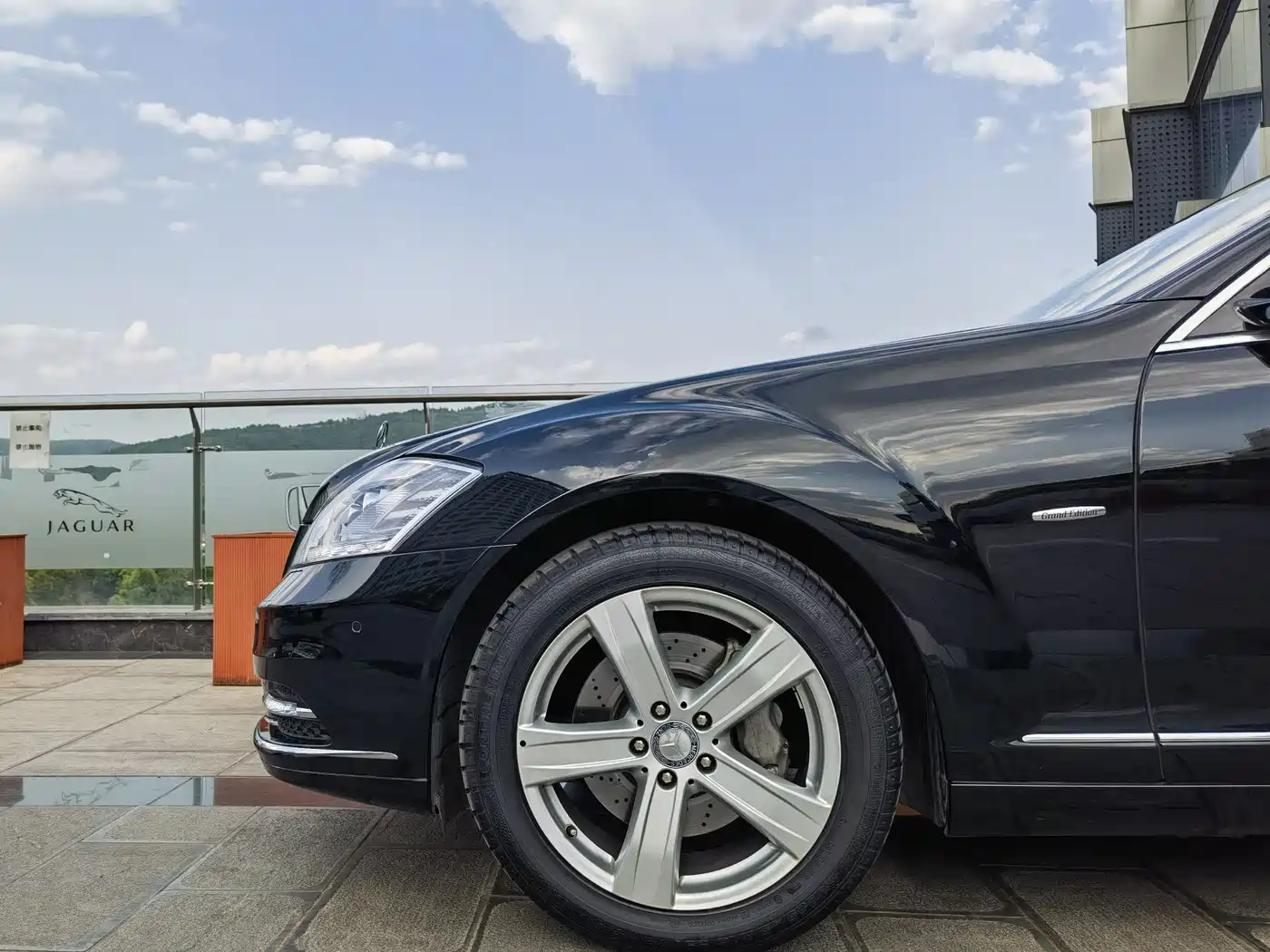 Mercedes-Benz S-Class 2012 S 300 L Premium Grand Edition фото 3