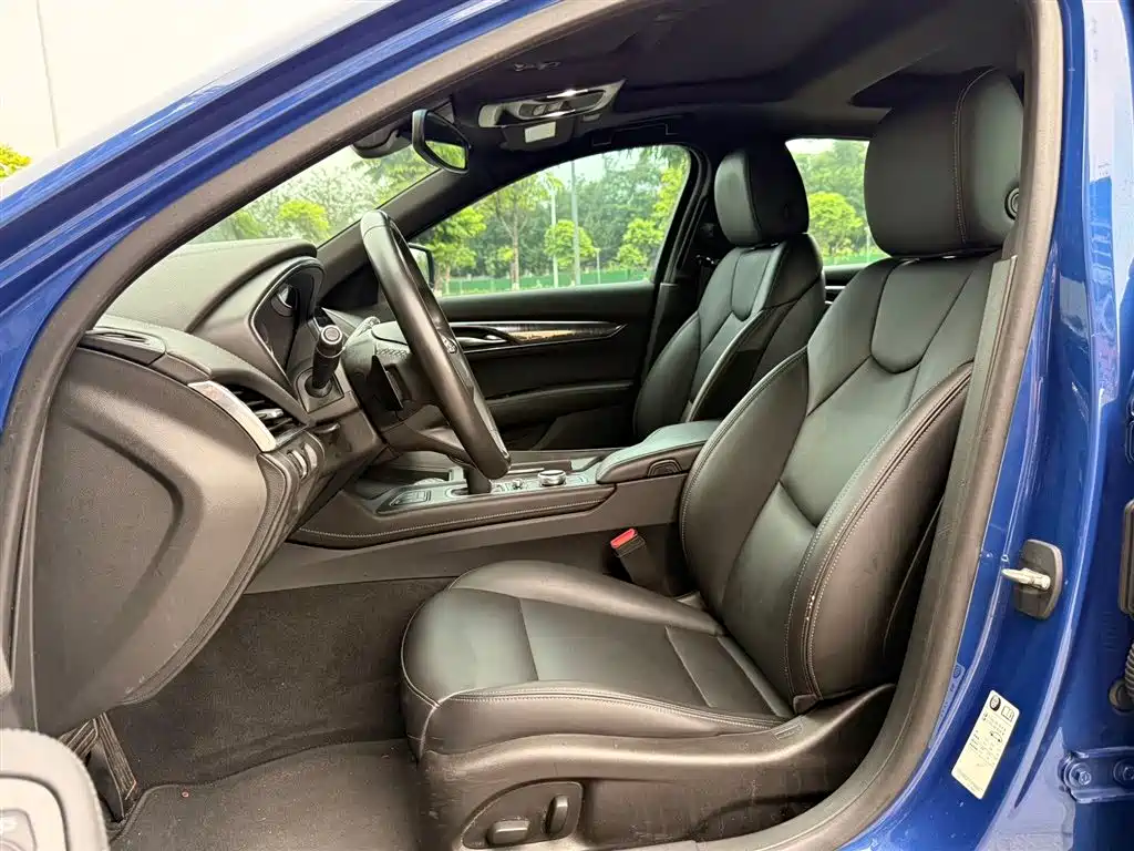 CADILLAC CT5