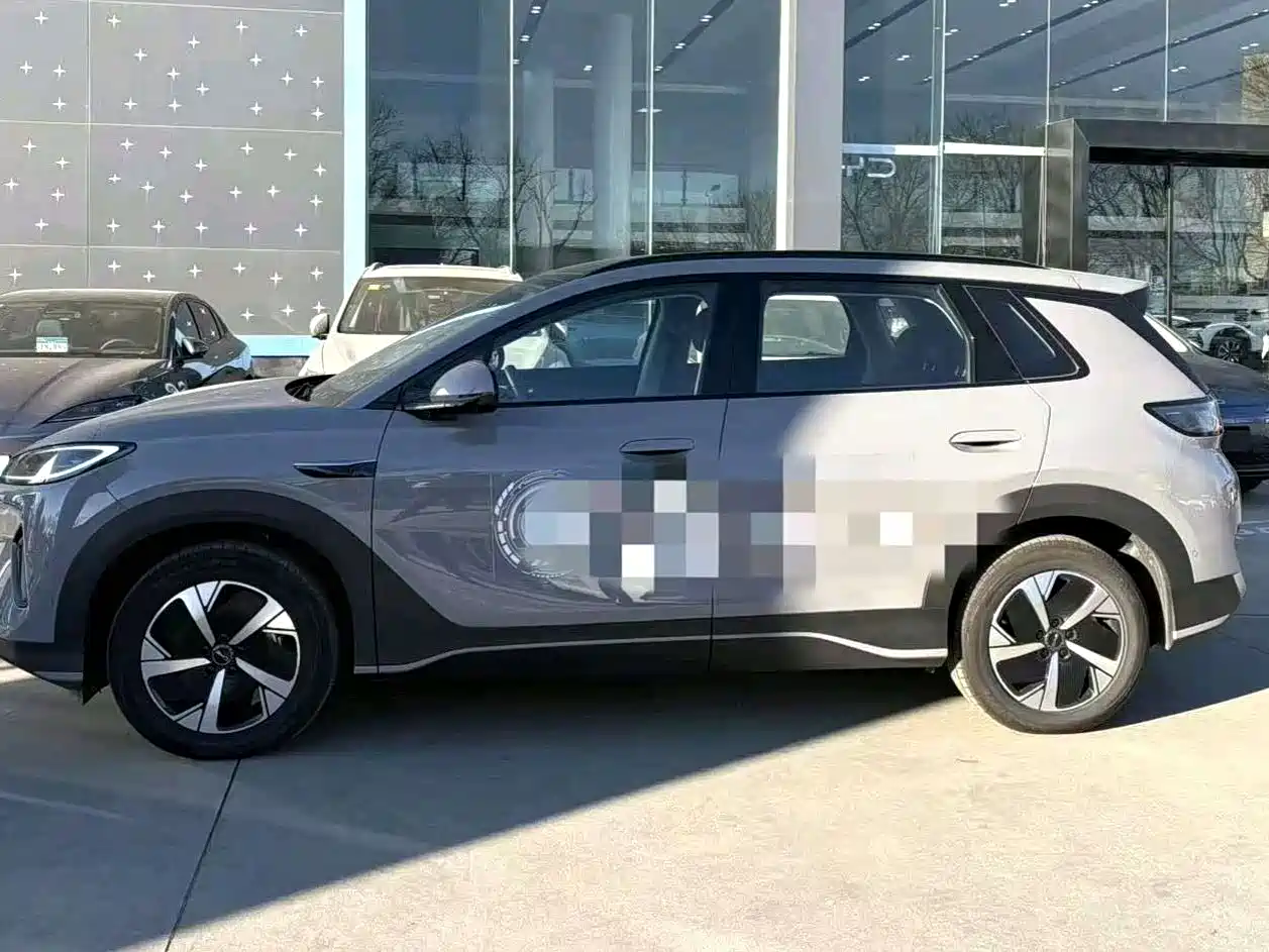 BYD Hai Shi 05 EV 2025 520KM Smart Navigation Edition фото 9