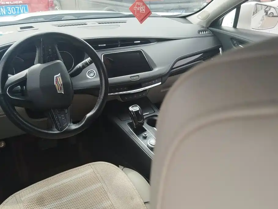 Cadillac XT4 2019 2018 Model 28T 4WD Leading