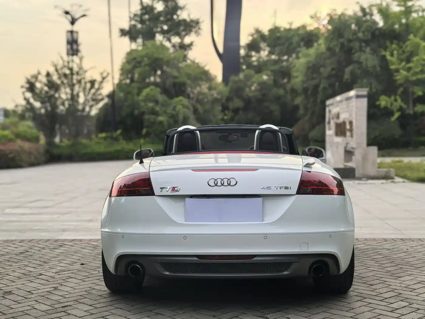 Audi TT 2013 TT Roadster 45 TFSI фото 9