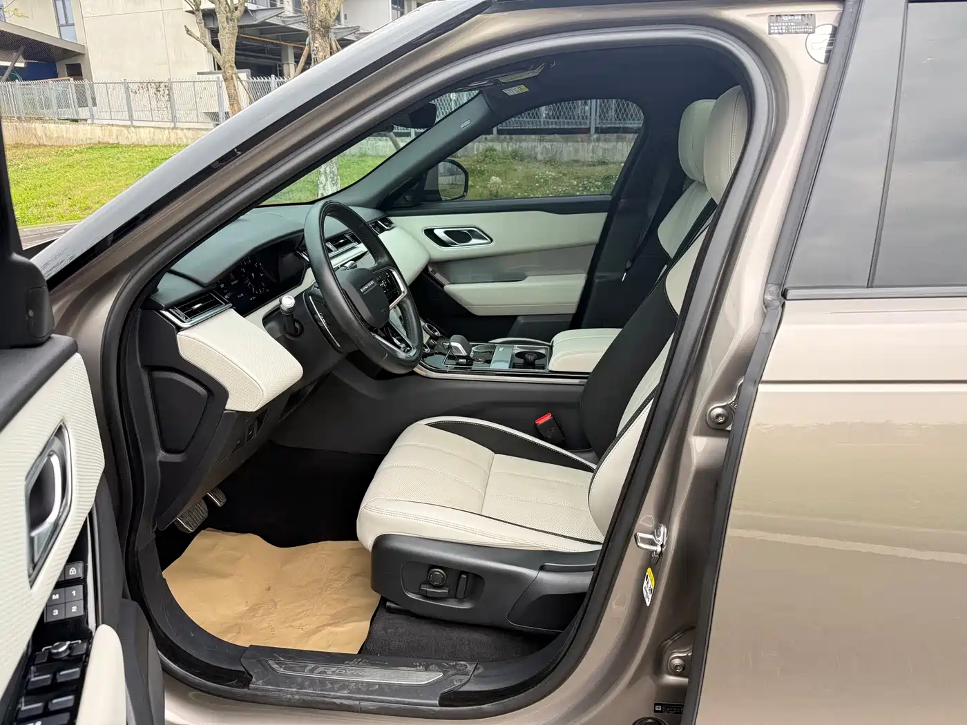 LAND ROVER RANGE ROVER STAR PULSE