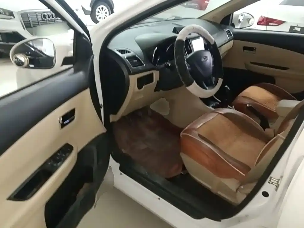 Chery E3 2016 2015 1.5L Manual Smart Edition