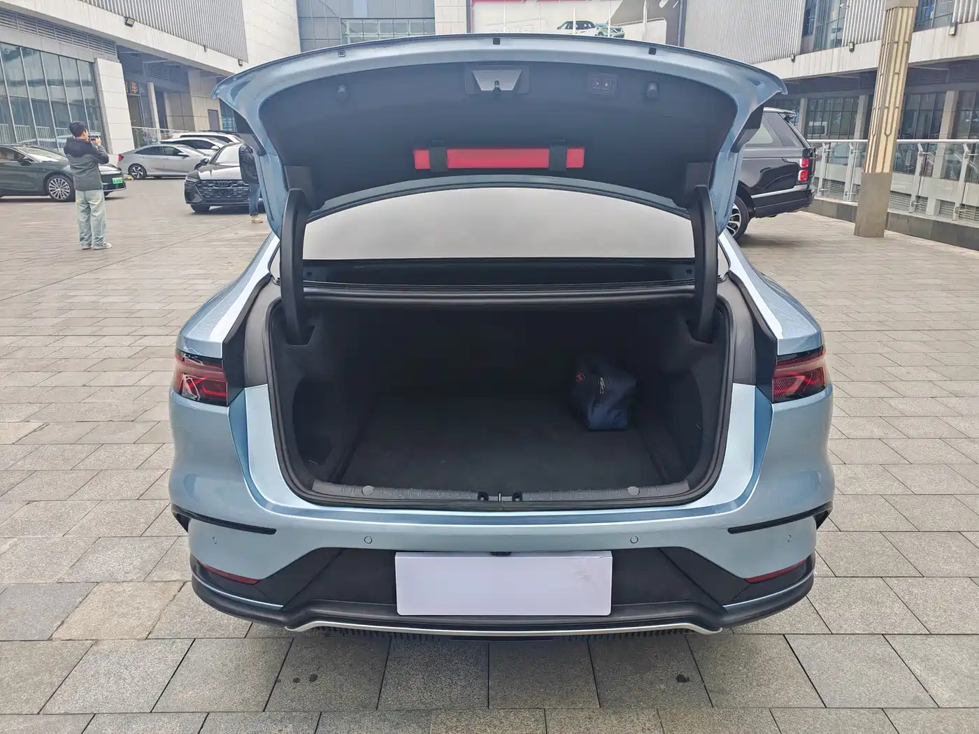BYD Han 2023 DM-i Champion Edition 121KM Premium фото 13