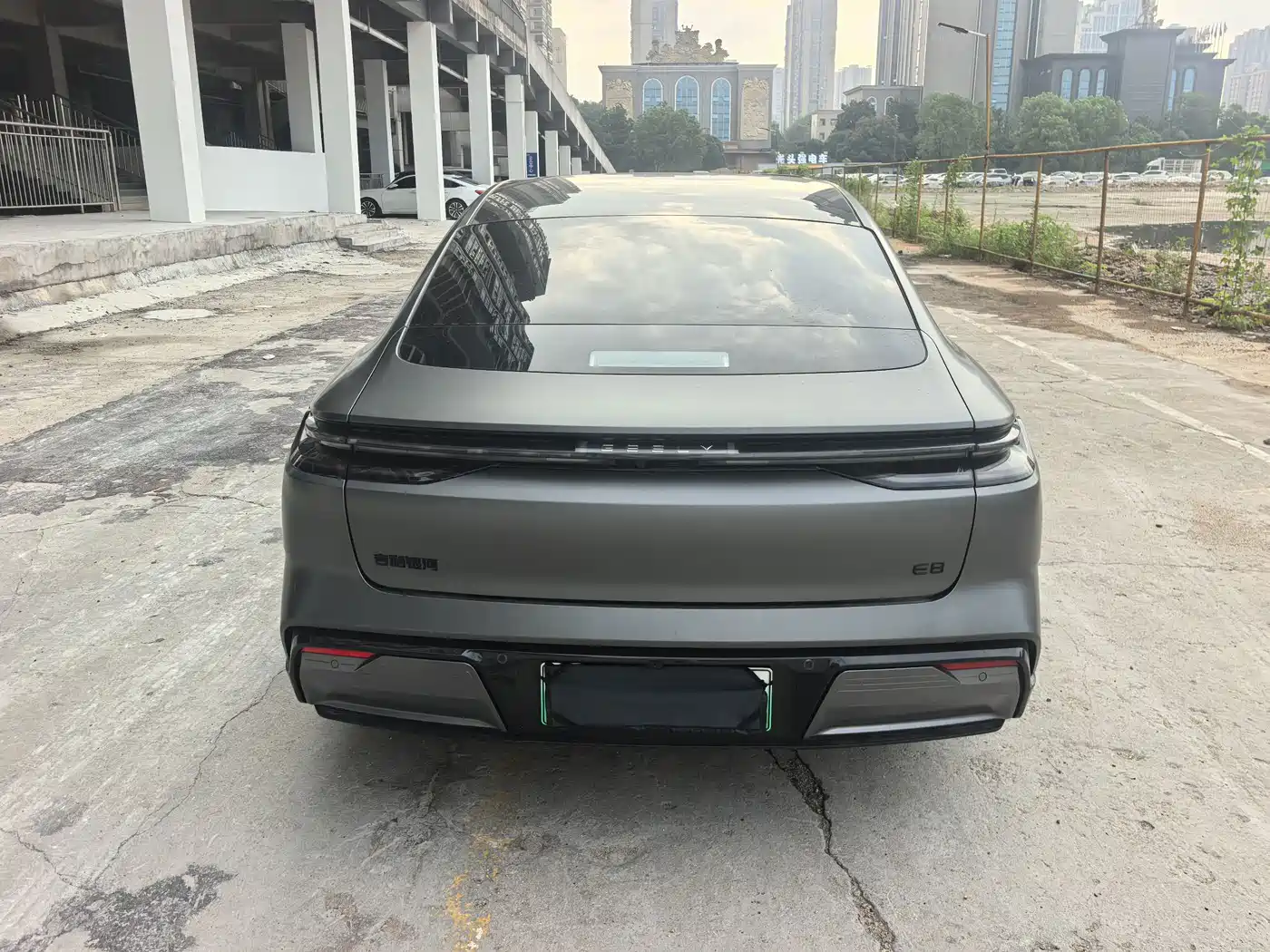Geely Galaxy Galaxy E8 2024 2024 620km 4WD Starship Performance Edition