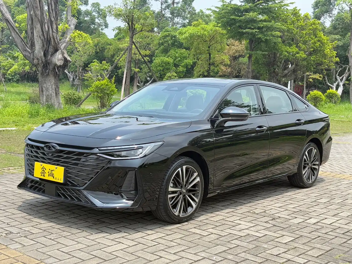 Chery Arrizo 8 2025 Model 2.0T DCT Vigor