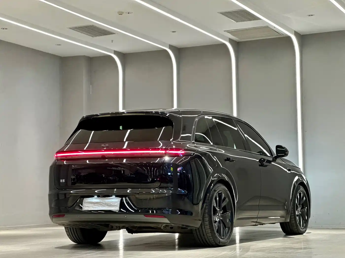 Li Auto IDEAL L7
