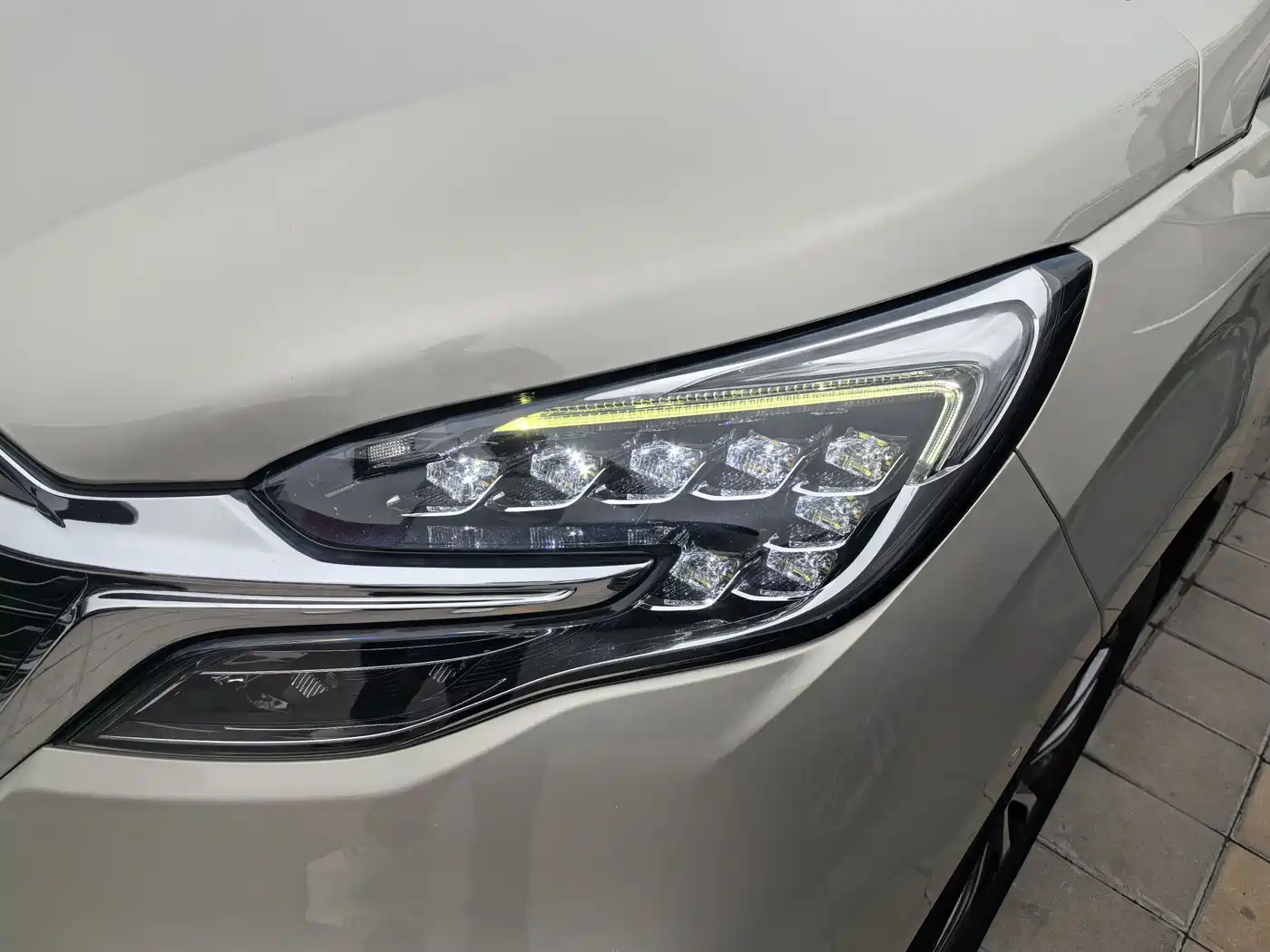 BUICK GL8