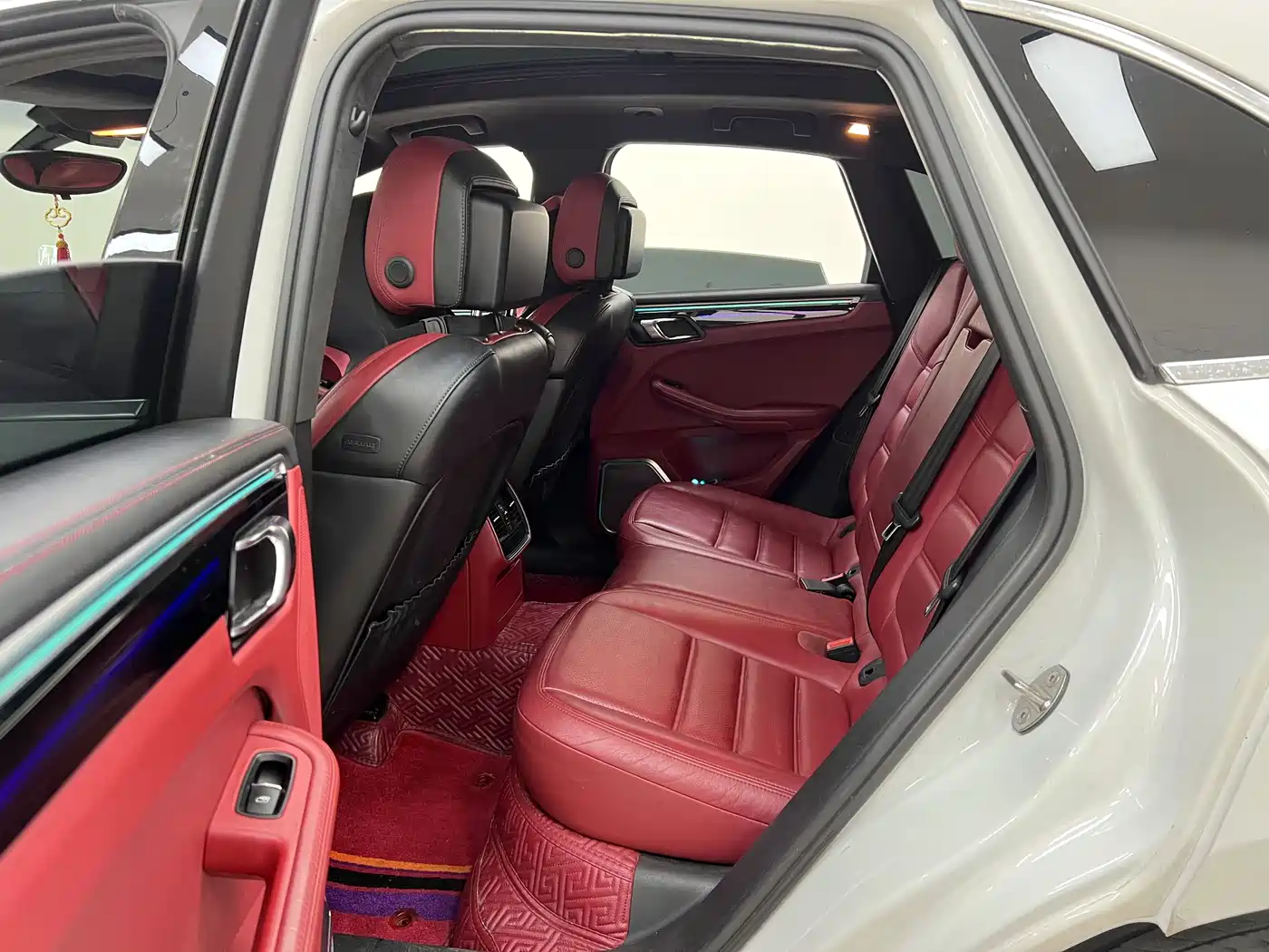 Porsche Macan 2014 Macan Turbo 3.6T фото 17