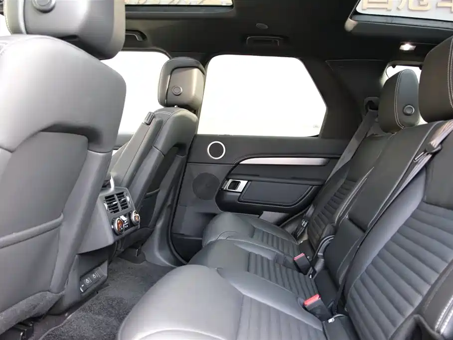 Land Rover Discovery 2025 2025 360PS Dynamic SE
