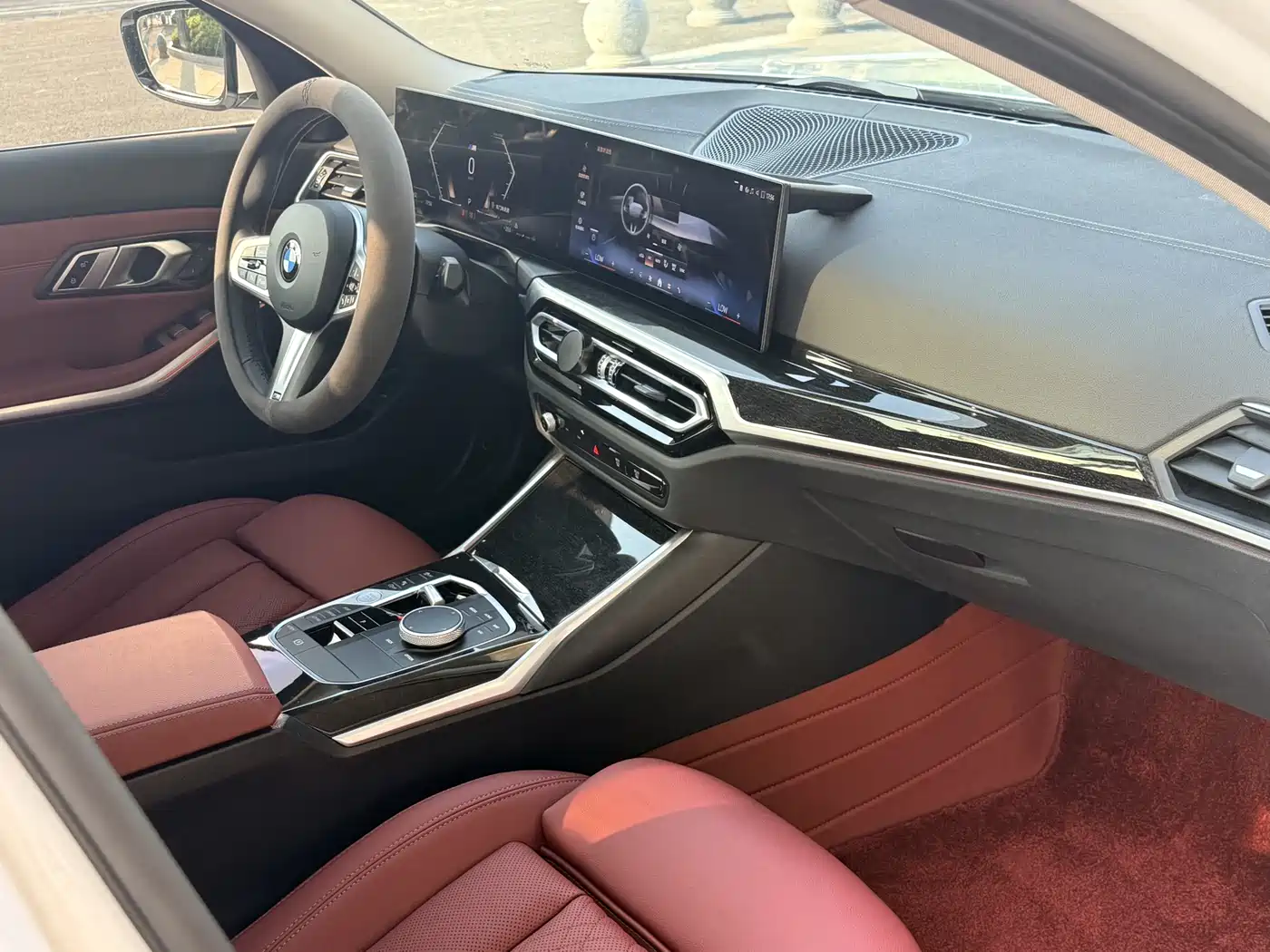 BMW 3 Series 2023 325Li M Sport Black Night Package фото 11