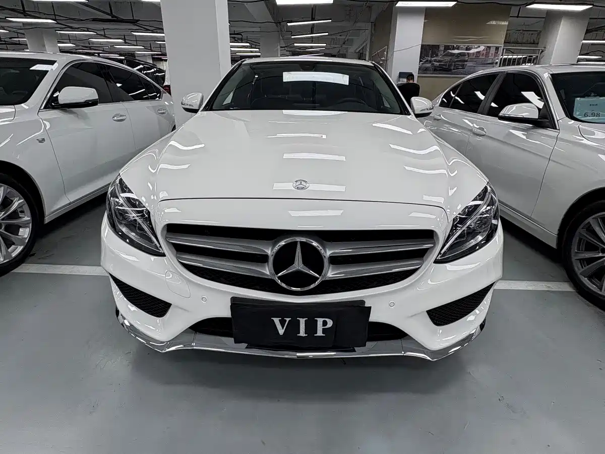 Photo 2 - Mercedes-Benz C-Class