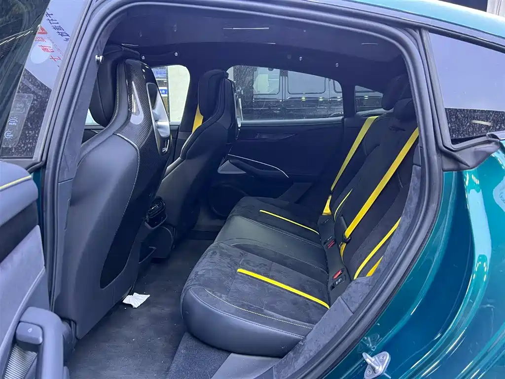 XIAOMI CAR XIAOMI SU7 ULTRA