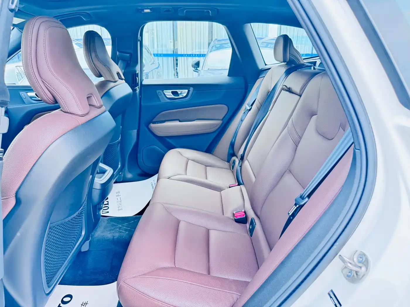 Фото 12 - Volvo XC60