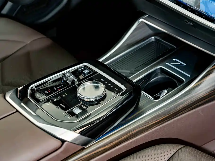 BMW 7 Series 2025 2023 Model 735Li M Sport Package