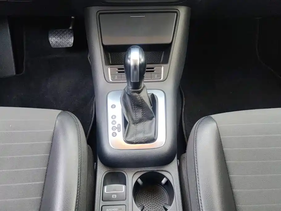 Volkswagen Tiguan 2015 1.8TSI Automatic 2WD Trendline фото 16