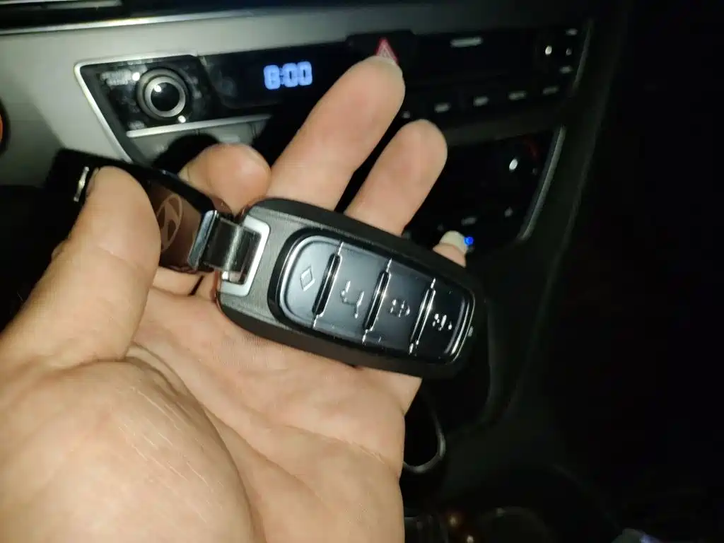 Photo 9 - Hyundai Sonata