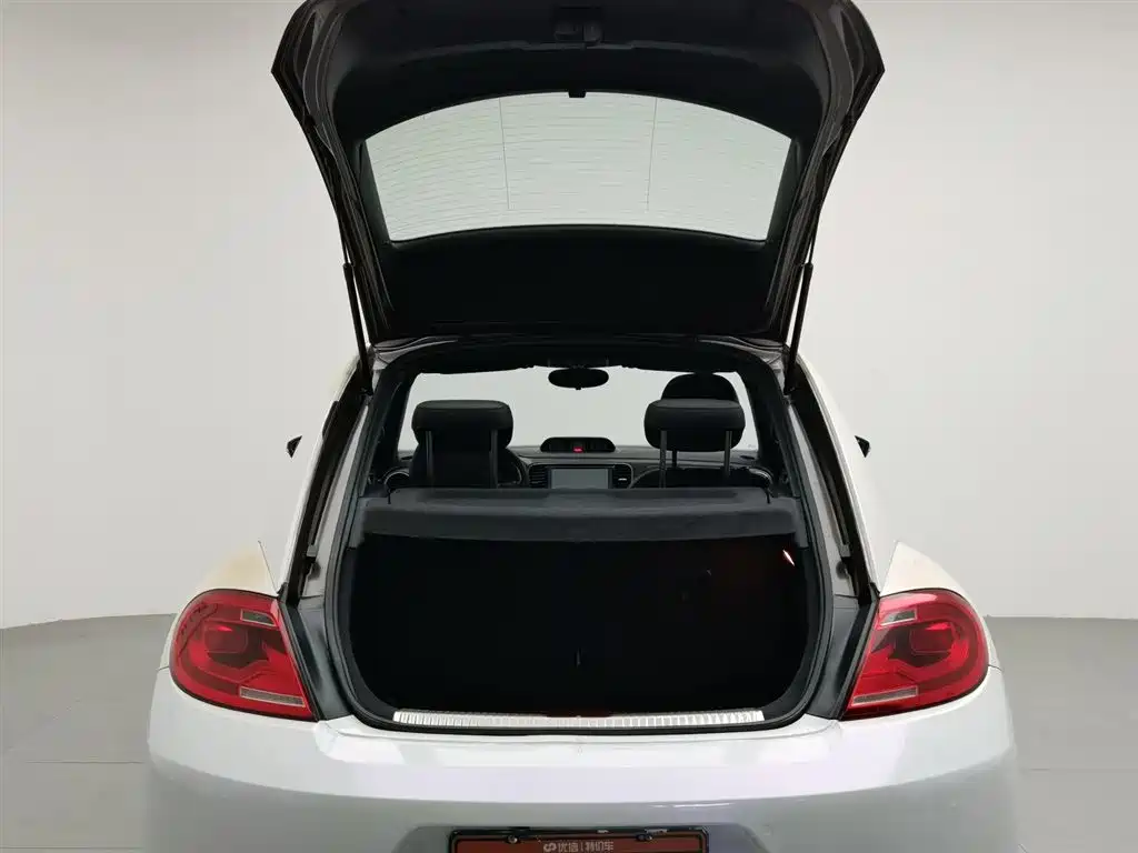 Volkswagen Beetle 2013 1.2TSI Comfort фото 16