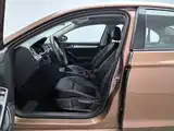 Photo 10 - Volkswagen Lamando