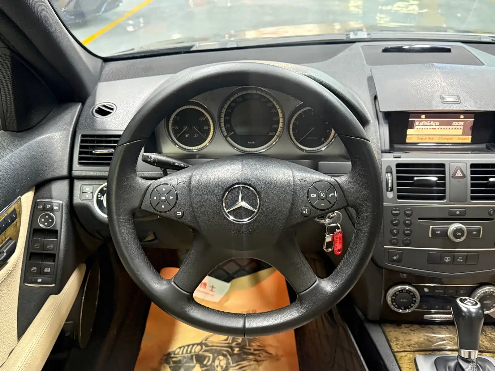 Фото 13 - Mercedes-Benz C-Class