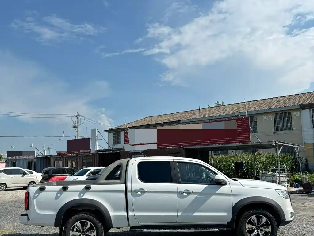 JAC Motors JAC T8 2018 2018 Model 2.0T Diesel 2WD Luxury Large Double HFC4DB2-1D1
