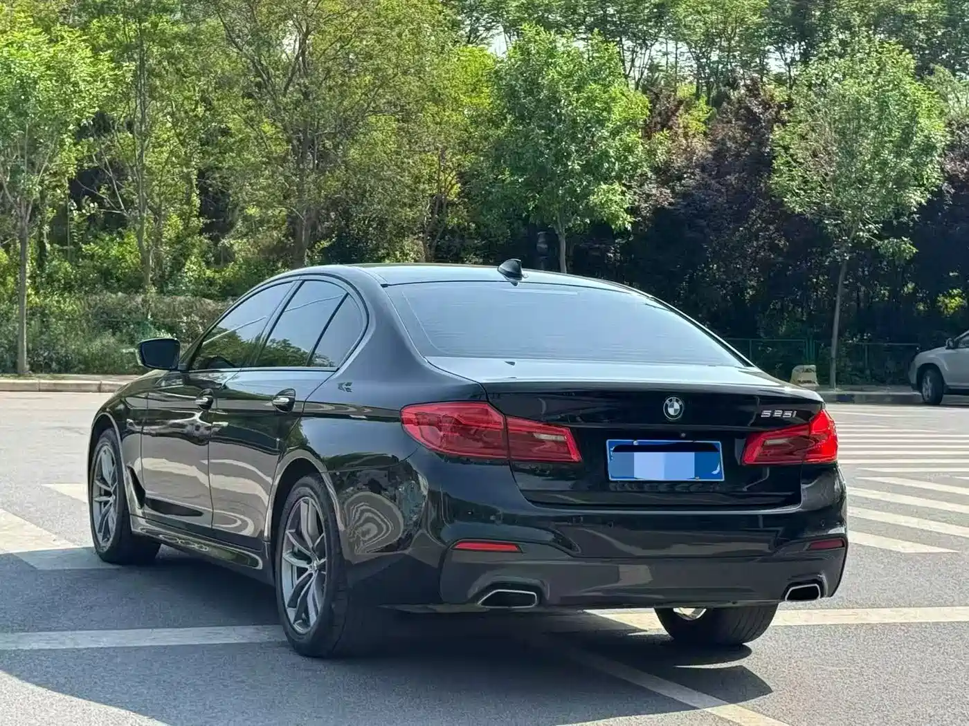 BMW 5 Series (Import) 2018 525i M Sport Package фото 9