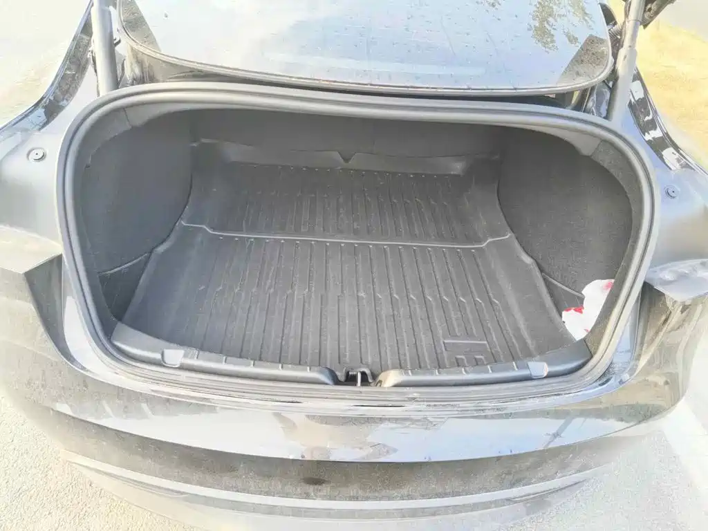 Tesla Model 3 2026 2025 Model Long Range Rear-Wheel Drive