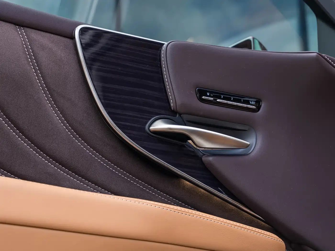 Lexus LS, миниатюра 19