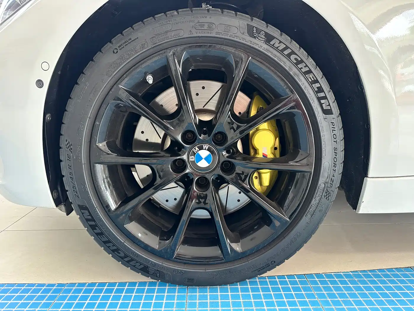 BMW 3 Series (Import) 2013 Facelift 335i xDrive фото 5