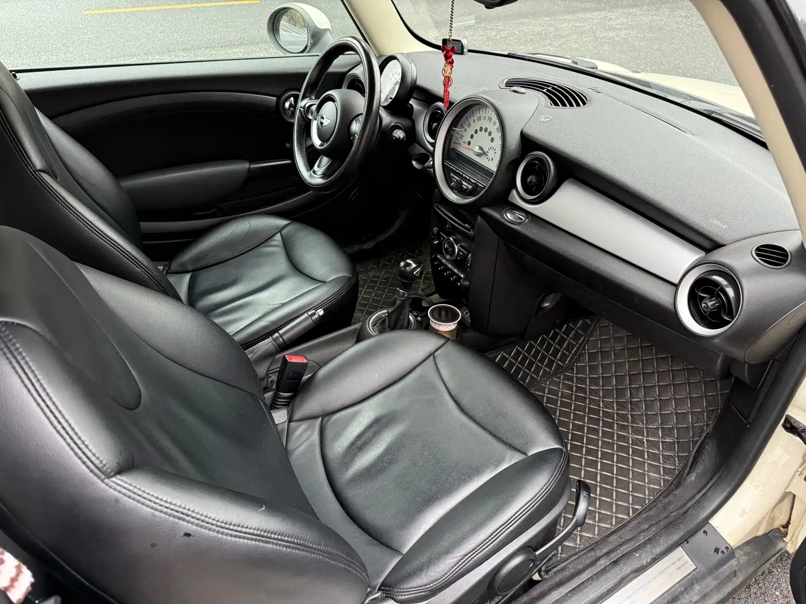 Фото 9 - MINI MINI