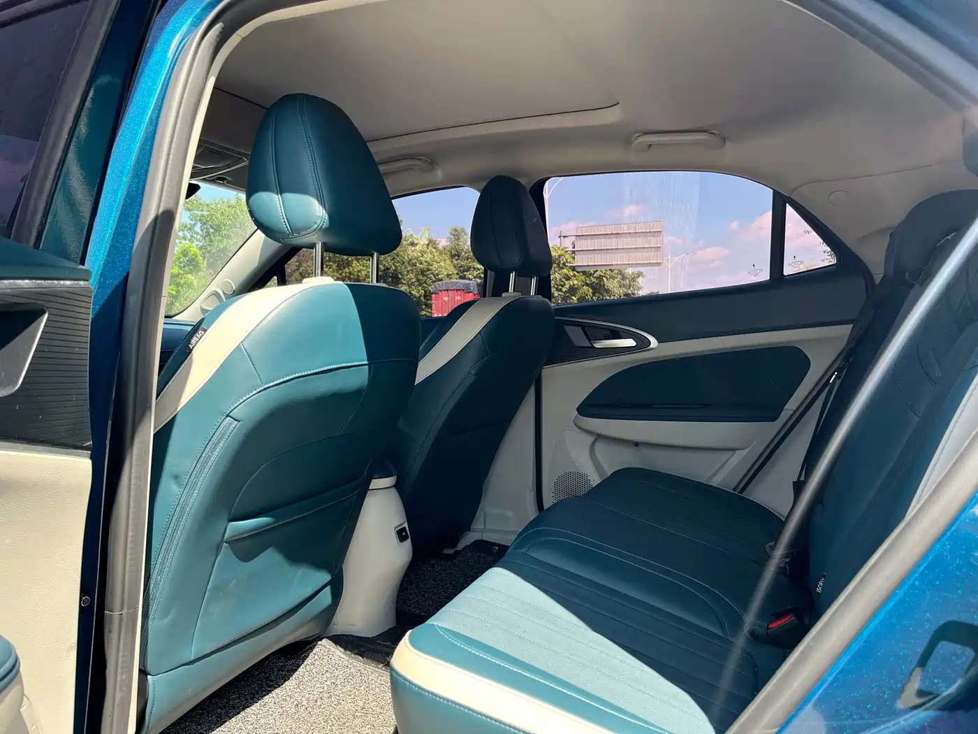 Ora Good Cat 2022 2021 400km Standard Range Athena Edition (LFP)