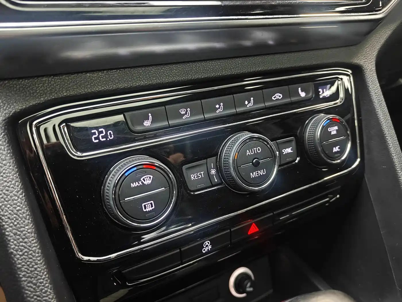 Volkswagen Teramont 2019 330TSI 2WD Luxury China VI фото 17