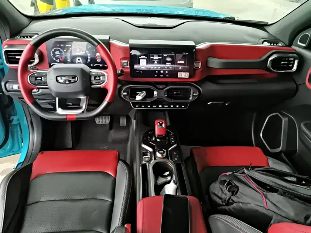Фото 10 - Geely ICON