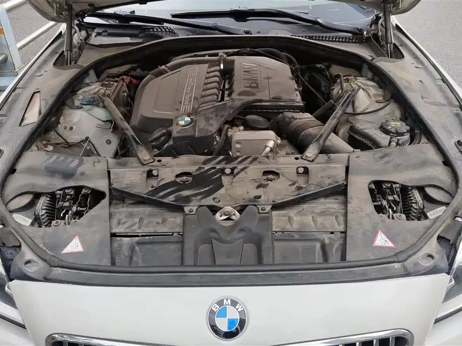 BMW 6 Series 2016 640i Gran Coupe фото 10